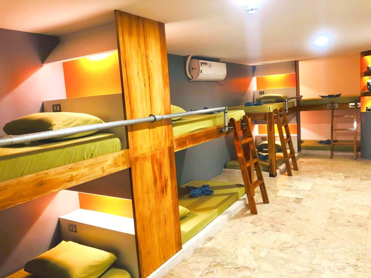 The Escape San Juan Hostel Сан Хуан Екстериор снимка